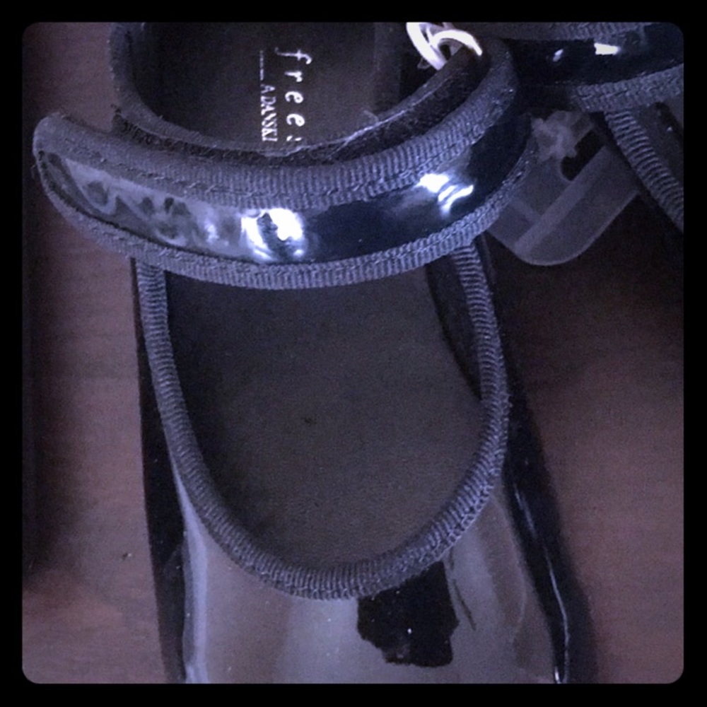 Danskin tap shoes